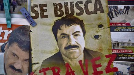 "Gesucht - ein weiteres Mal", titelt eine Zeitung in Mexiko mit einem Bild des Drogenbosses Joaquin "El Chapo" Guzman, der ein zweites Mal aus dem Gefängnis entkommen konnte. 