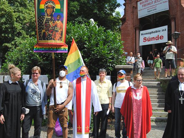 Wie im vergangenen Jahr wird die East-Pride-Demo mit einem Gottesdienst in der Gethsemanekirche beginnen.