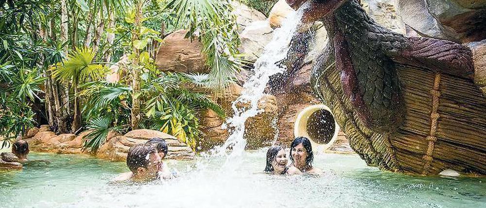 Wasserwelt. „Aqua Mondo“, das subtropische Schwimmbad des Ferienparks Bispinger Heide, ist vor allem bei Kindern der große Hit.