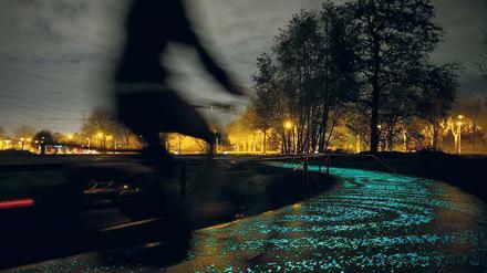 Künstlich, aber schön. Sternenfunkeln im Städtchen Nuenen. Foto: Pim Hendriksen/pa