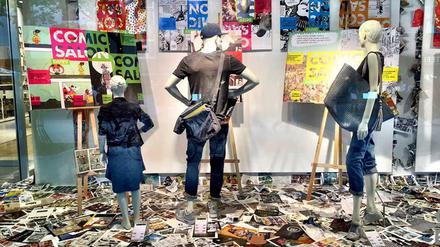 Ein Kaufhaus hatte während des Comic-Salons sein Schaufenster mit einer thematisch passenden Installation geschmückt.