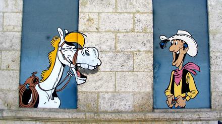 Eine Wandbemalung in Angoulême mit Lucky Luke von Zeichner Morris.