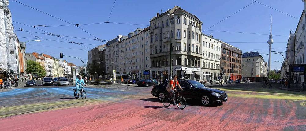 500 Quadratmeter Farbe: Kunstaktion am Rosenthaler Platz