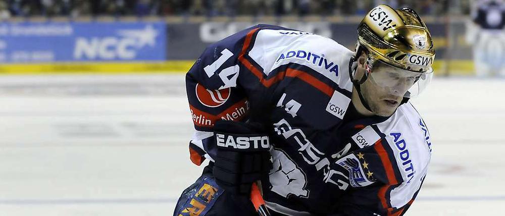 Stefan Ustorf (Archivbild) machte mit seinem Treffer zum 6:4 endgültig alles klar.