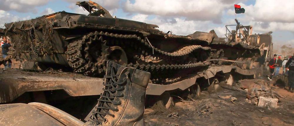 Zahlreiche Soldaten der Gaddafi-Truppen wurden bei den Luftschlägen der Koalition getötet.