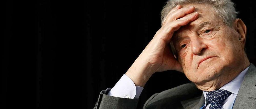 Investor George Soros zeigt sich besorgt um Europa und den Euro. Die Hauptschuld für die aktuelle Misere gibt er Kanzlerin Angela Merkel.