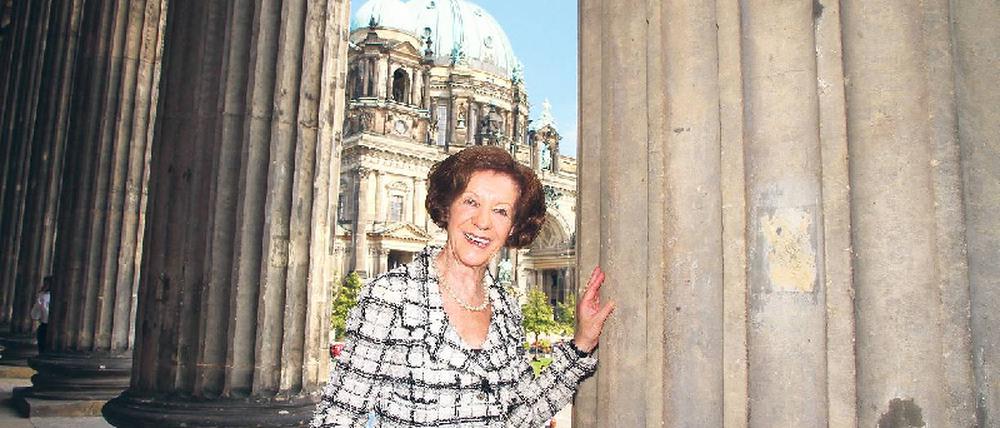 Freude am Stiften. Ruth Cornelsen am Berliner Dom.