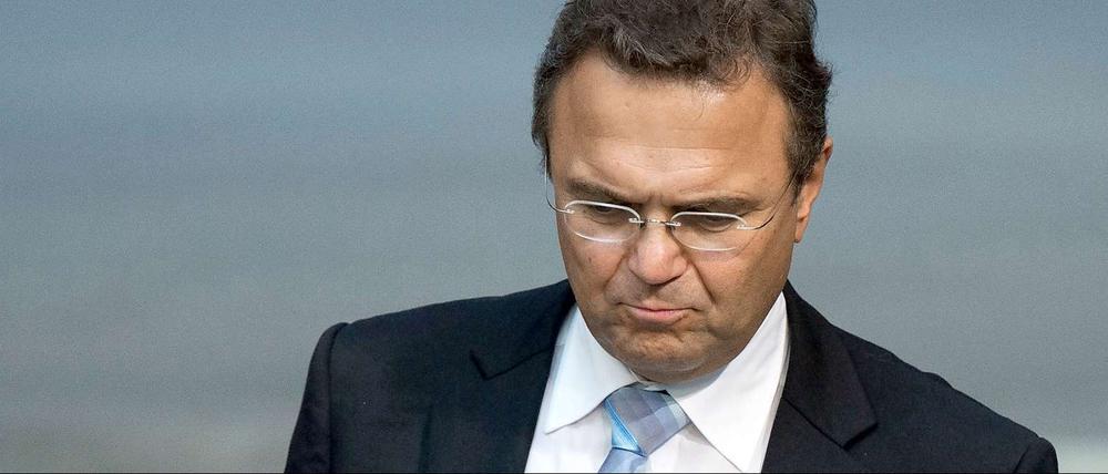 Bundesinnenminister Friedrich rügt die Initiative "Pro Deutschland" für ihren Plan, das umstrittene Mohammed-Video in Berlin zu zeigen.