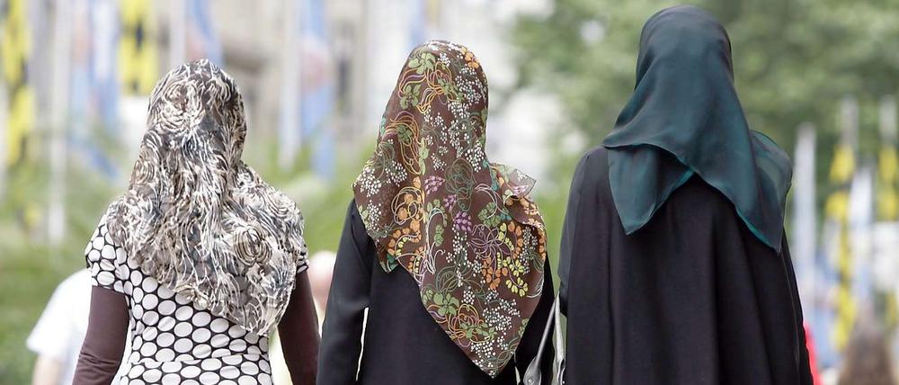 Eine junge Berlinerin hat geklagt, weil sie wegen ihres Kopftuchs einen Ausbildungsplatz nicht bekommen hat. Im Interview erzählt sie, warum sie vor Gericht zog.