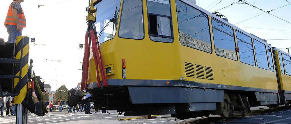 Sechs Jahre Verzögerung gibt es bereits beim Bau der Tramstrecke zum Hauptbahnhof. Nun kommen weitere sechs Monate dazu.