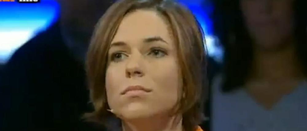 Für ihren Live-Auftritt bei der ZDFinfo-Sendung „log in“ kassierte die gehörlose Julia Probst gehässige Tweets.