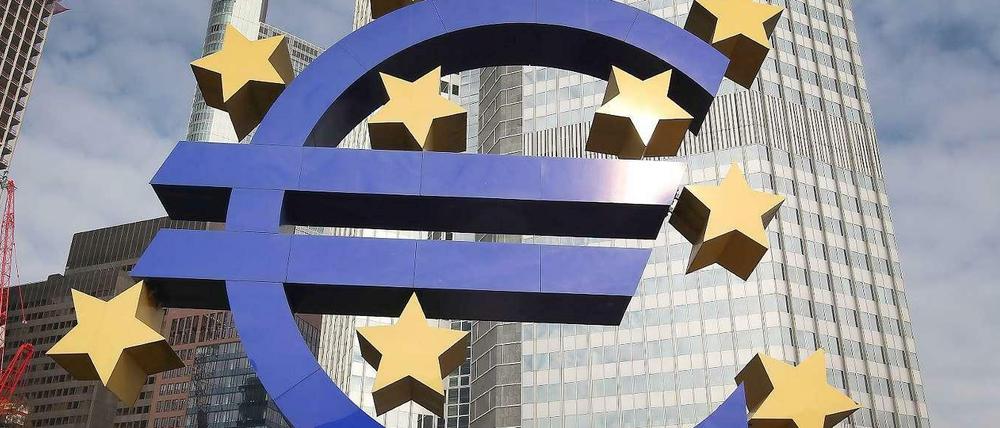 Gibt es andere Lösungen als den Euro? Die "Alternative für Deutschland" sieht das so.