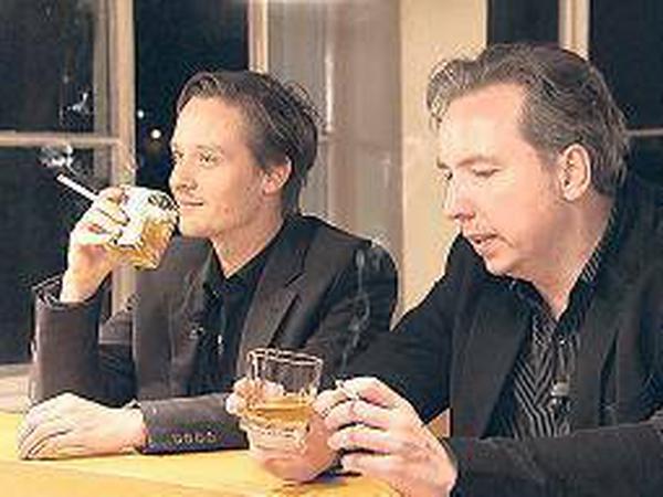 Tom Schilling und Olli Schulz ziehen durch Berlin.