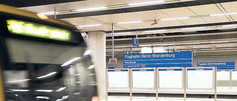 Der Flughafenbahnhof ist fertig - der Flughafen nicht.