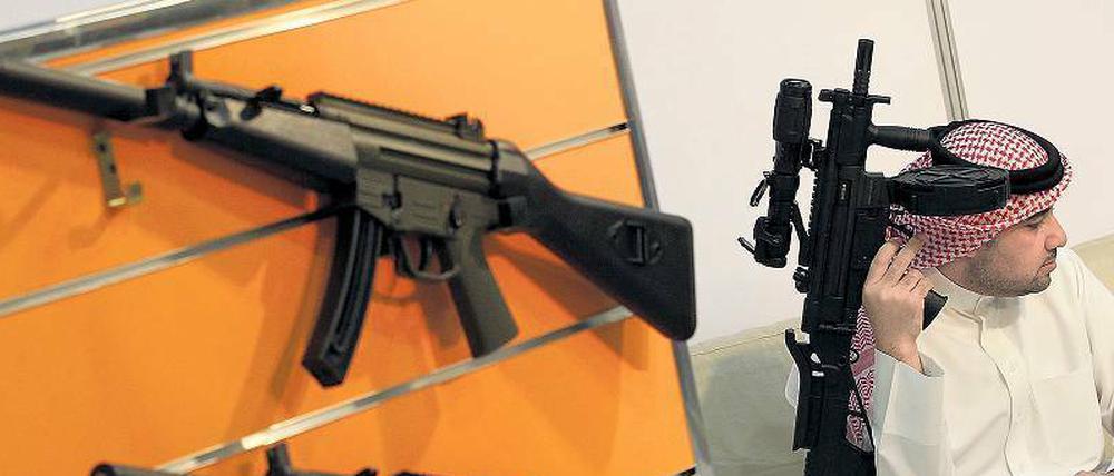 Zum Anfassen. In den Golfstaaten sind deutsche Waffen sehr beliebt. Vor allem Saudi-Arabien kauft gerne made in Germany.