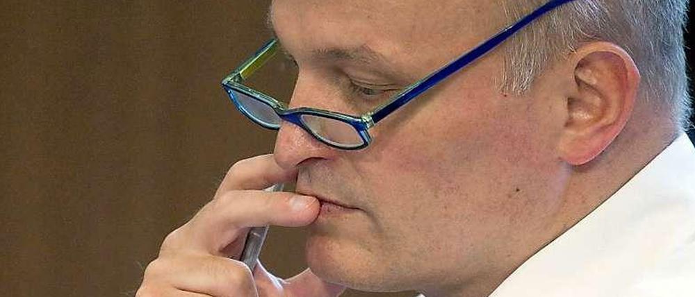 Unter Druck: Brandenburgs Justizminister Volkmar Schöneburg