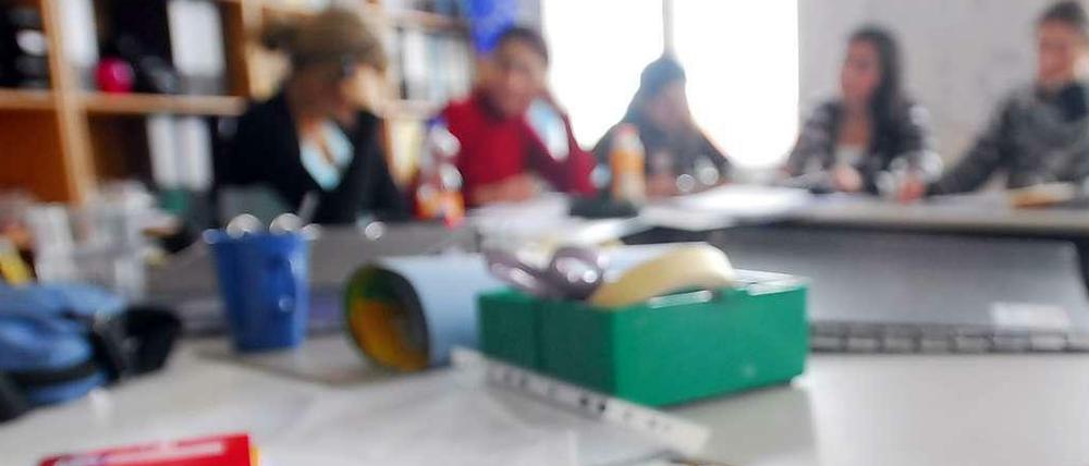 Büffeln für den Schulabschluss. Rund 33.000 Berliner Zehntklässler sowie Berufsschüler und Abendschüler haben auf die Prüfungen hingearbeitet.