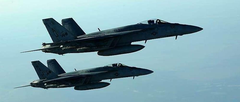 US-Militärmaschinen flogen Luftangriffe auf Syrien.