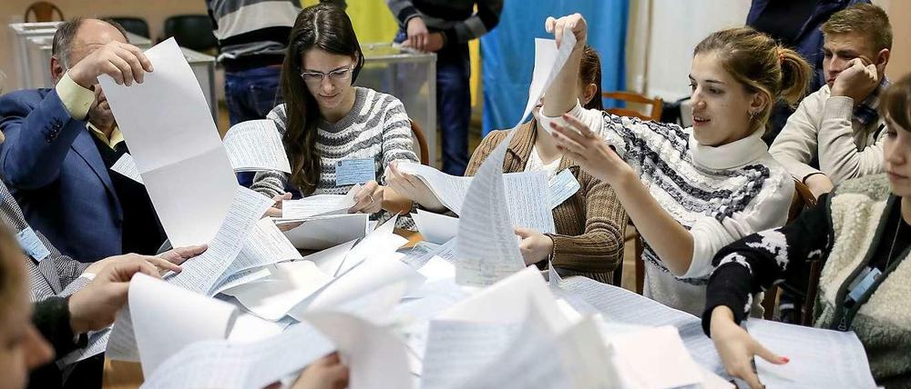 Stunde der Demokratie: die Auszählung in der Ukraine.