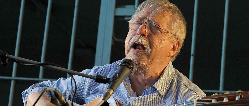Der Liedermacher Wolf Biermann soll an diesem Freitag im Bundestag auftreten.