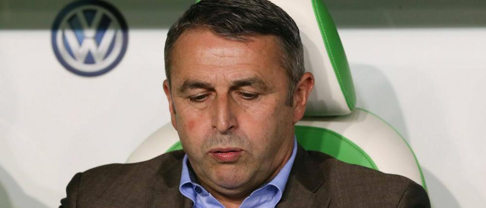 Durchtatmen: Wolfsburgs Manager Klaus Allofs.