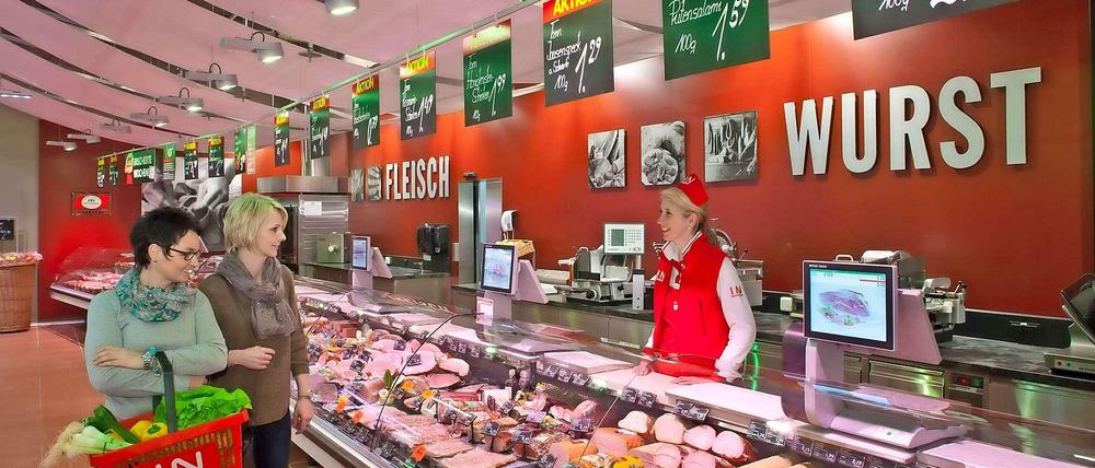 Frischfleischtheke in österreichischem Spar-Markt