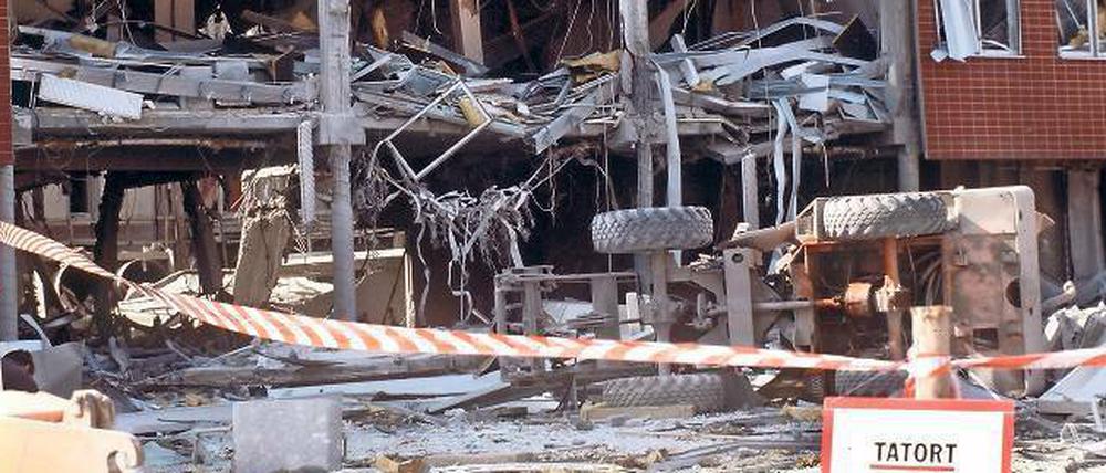 Ihr größter Bombenanschlag. Der schwer beschädigte Gefängnisbau in Weiterstadt bei Darmstadt 1993.
