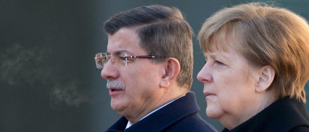 Bundeskanzlerin Angela Merkel und Ministerpräsident Ahmet Davutoglu bei den deutsch-türkischen Regierungskonsultationen im Januar in Berlin.