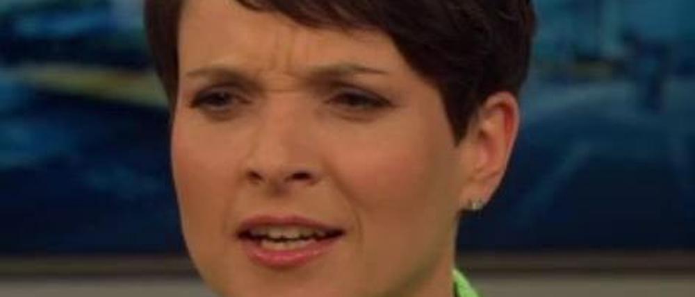 "Ach nö": Frauke Petry im Talk.