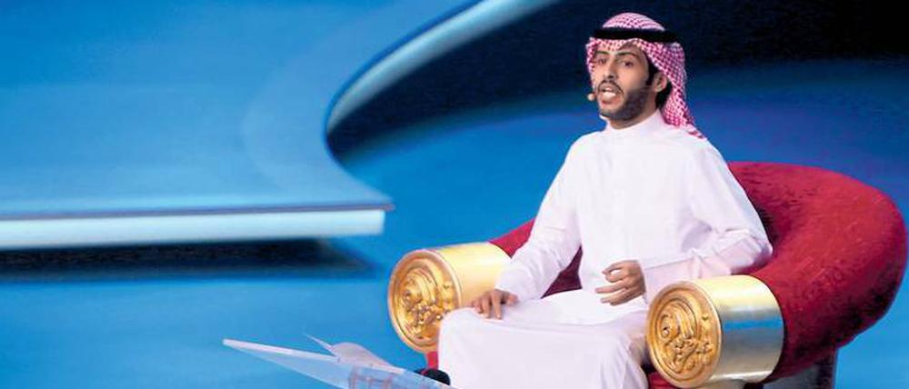 Der Sieger. Rajih al-Hamidani beim Finale von „Million’s Poet“ im Al-Raha Theater von Abu Dhabi am 17. Mai.
