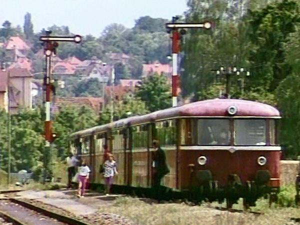 "Retter der Nebenbahnen" - so wurde der Schienenbus VT 98 auch genannt. Das Bild stammt aus "Eisenbahn-Romantik"-Folge 118, inzwischen ist die Reihe bei Folge 880.