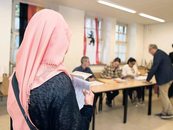 Stimmabgabe im Berlin - das denkt die türkische Community.