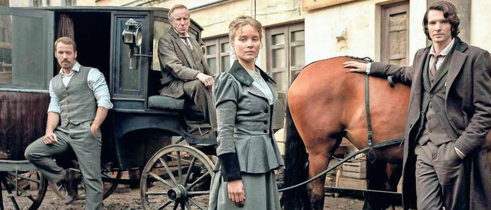Eine Fotografin aus Deutschland namens Anna Kosminski (Sonja Gerhardt) macht sich auf, Jack the Ripper zu jagen, um ihren Bruder zu retten.