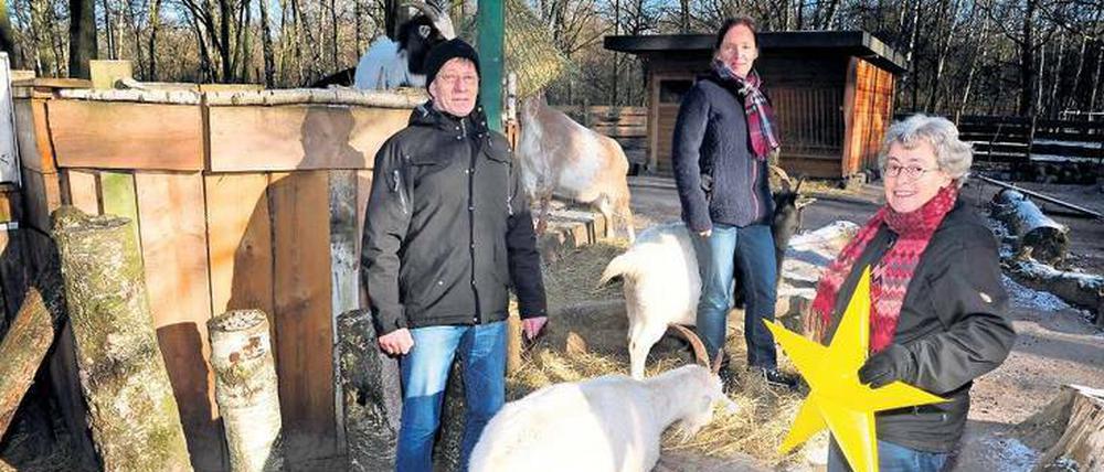 Gar nicht zickig. Mitglieder des Teams der Erlebniswelt Jungfernheide mit Projektleiterin Roswitha Spanknebel-Betz (rechts).