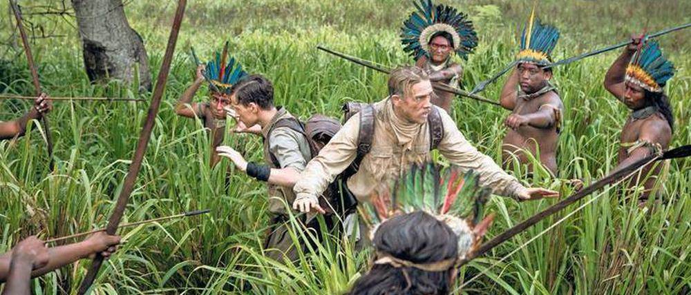 Schwierige Völkerverständigung. Die Expedition von Percy Fawcett (Charlie Hunnam) trifft auf Ureinwohner Brasiliens.