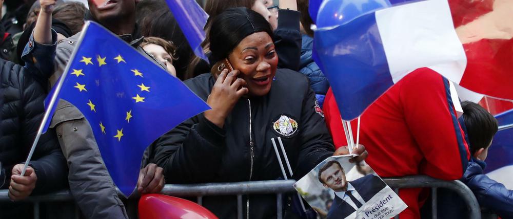 Macrons Anhänger in Paris - sein Sieg ist ein Zeichen pro Europa.