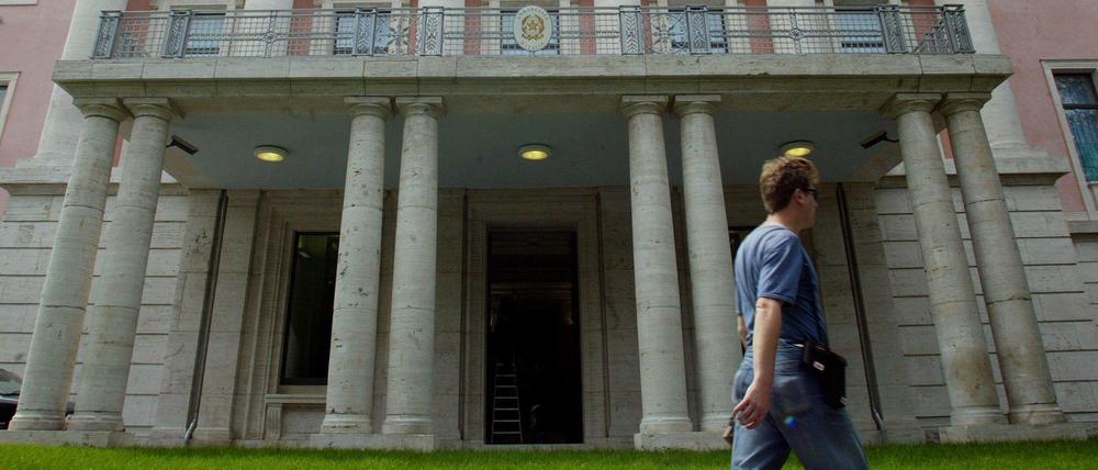 Sommerkultur. Das italienische Kulturinstitut will sich mit seiner Veranstaltungsreihe in Berlin als europäischer Kulturträger in die Öffentlichkeit bringen und für die italienische Sprache werben.