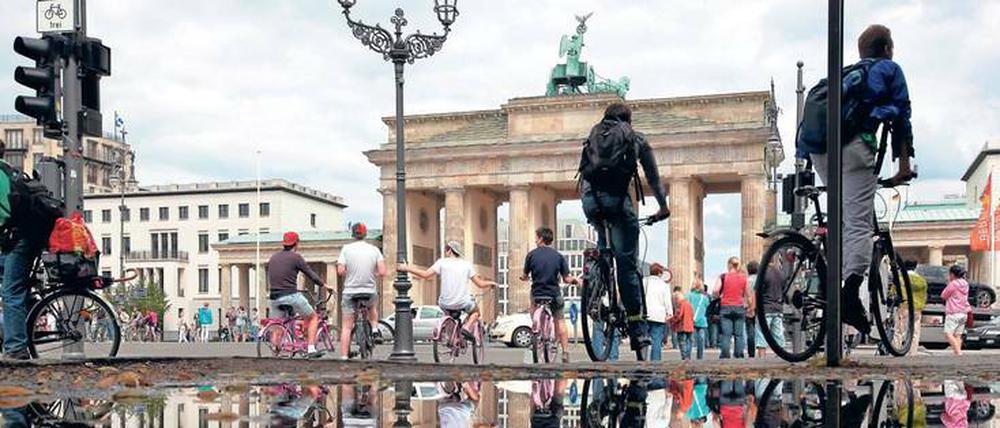 Das Mobilitätsgesetz soll den unmotorisierten Verkehr in Berlin stärken. Tempo-30-Zonen sollen aber nicht einklagbar sein.