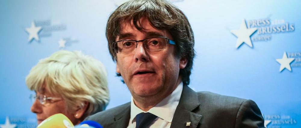 Carles Puigdemont bei einer Pressekonferenz am Dienstag in Brüssel.