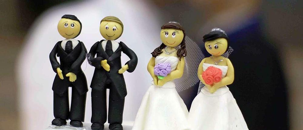 In Berlin und Brandenburg sollen in Zukunft auch homosexuelle Paare heiraten können - zumindest in evangelischen Gottesdiensten.