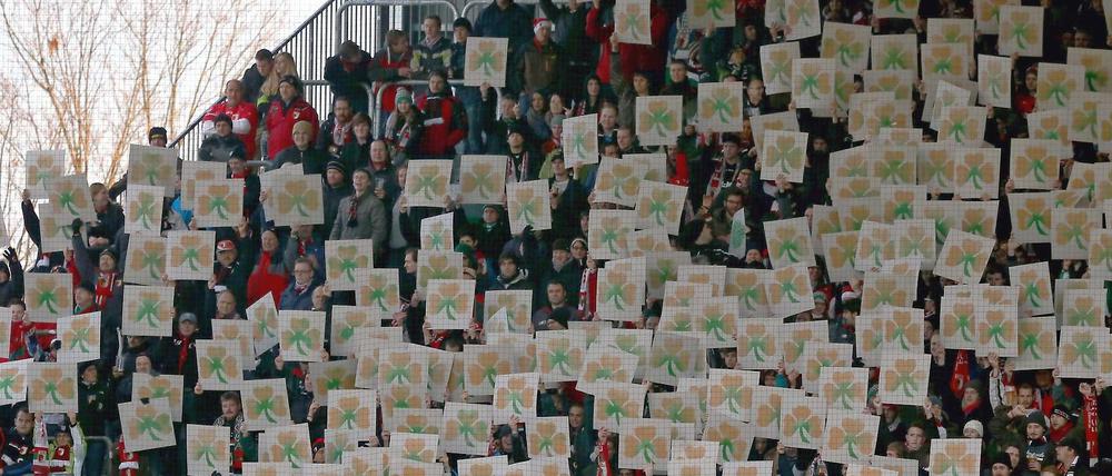 Die Augsburger Fans hatten bei ihrer Auswärtsfahrt nach Fürth kein Glück.