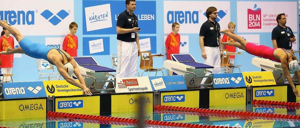 Bahn frei: Beim Final-Start über 100 Meter Freistil hatte Britta Steffen schon die Halle an der Landsberger Allee verlassen.