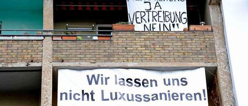 Die Mieter der Calvinstraße 21 wehren sich gegen die geplante Sanierung.