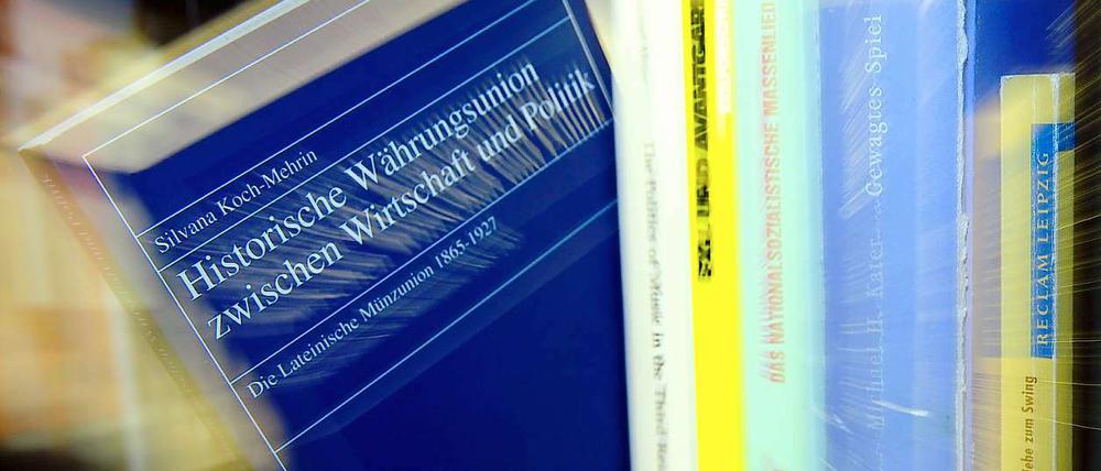 In Teilen abgeschrieben? Die Dissertation von Silvana Koch-Mehrin (FDP).