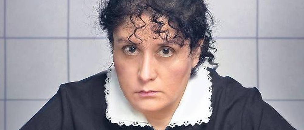 Spätes Dienstmädchen. Catalina Saavedra als stets mürrische Raquel.