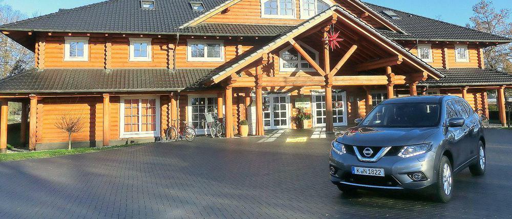 Rund statt eckig, fein statt grob: Die dritte Generation des Nissan X-Trail ist kaum wiederzuerkennen. Aus dem ehemals rustikalen Geländewagen ist ein Lifestyle-SUV geworden.