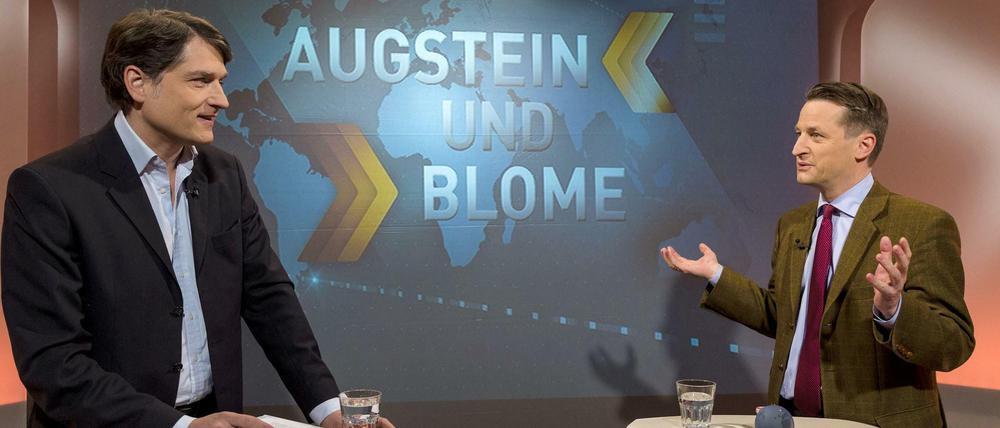 "Freitag"-Verleger Jakob Augstein und "Bild"-Vizechefredakteur Nikolaus Blome in der Phoenix-Sendung "Augstein und Blome".