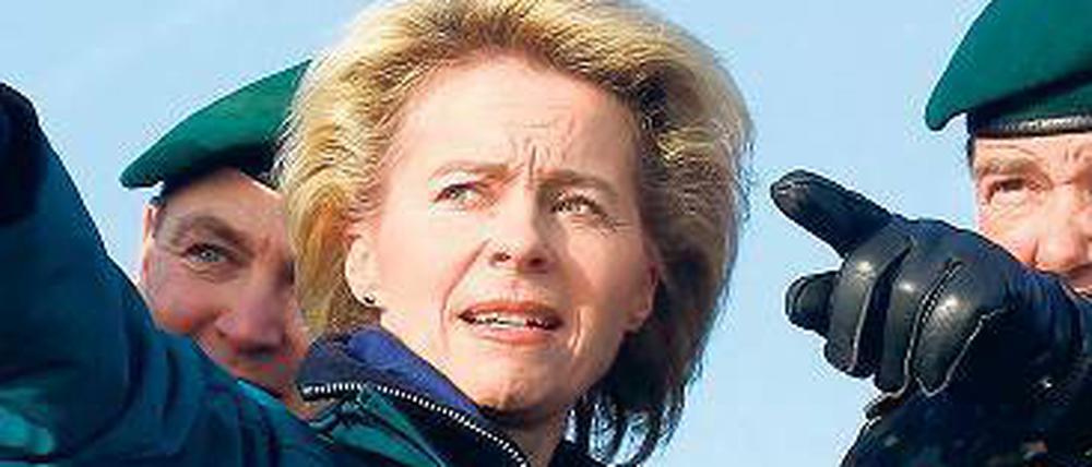 Neue Wege: Ministerin Leyen mit Heeresinspekteur Kasdorf.