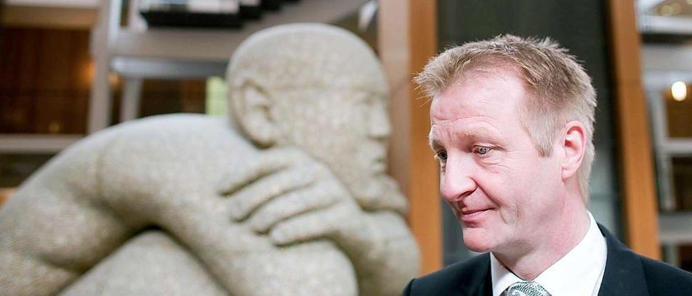 NRW-Innenminister Ralf Jäger droht mit Konsequenzen, sollten sich die Vorwürfe bestätigen.