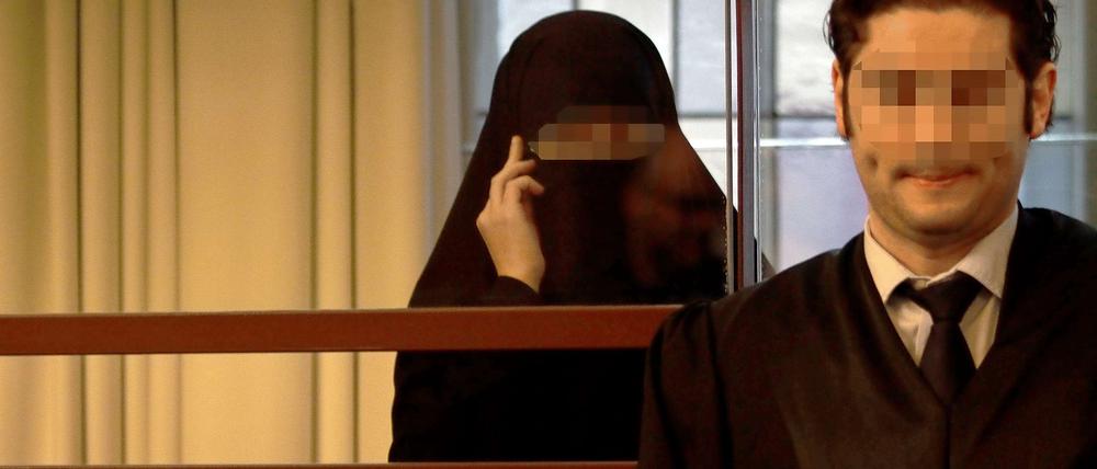 Filiz G. (im Hintergrund) im Berliner Kammergericht